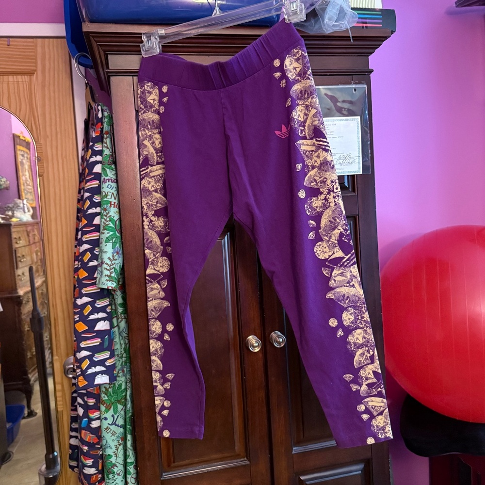 Adidas Purple Leggings W/beige diamond design size L